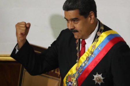 Maduro se juramenta ante la oficialista Asamblea Nacional Constituyente