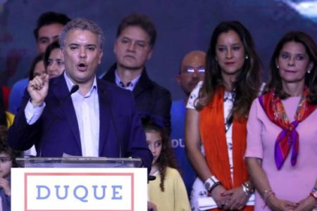 Iván Duque: “Gobernaré Colombia sin espejo retrovisor”