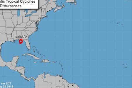 Tormenta Alberto avanza lentamente hacia Florida