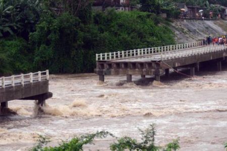 Díaz-Canel lidera reunión para valorar daños por graves inundaciones en Cuba