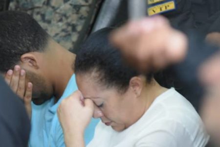 Jueza envía a juicio de fondo a Marlin Martínez y a su hijo por la muerte de Emely Peguero