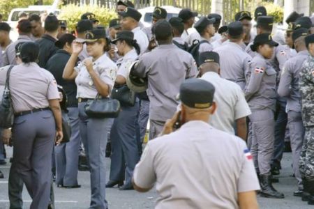 Director de la Policía Nacional dice ha cancelado a 1,400 por faltas