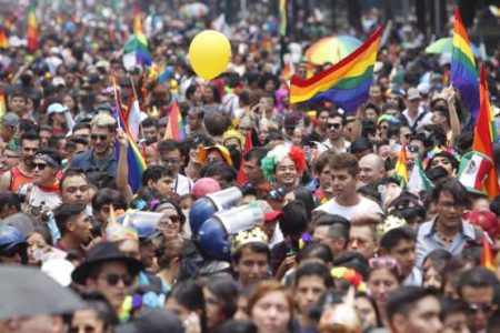 Marcha LGBT exige continuidad en políticas públicas a próximo presidente mexicano