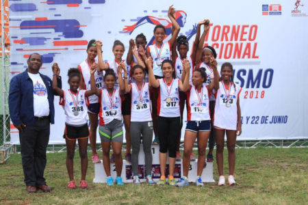 Monte Plata lidera Torneo de Atletismo