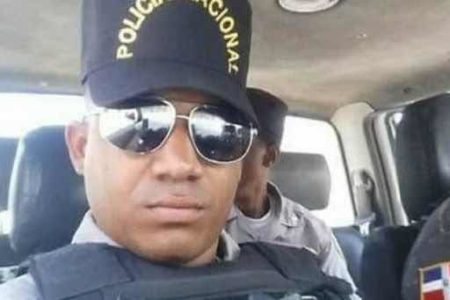 Hombre mata sargento de la Policía durante requisa a un colmado en La Romana