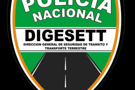 Unidad de la DIGESETT enfrenta atraco en autopista del NORDESTE