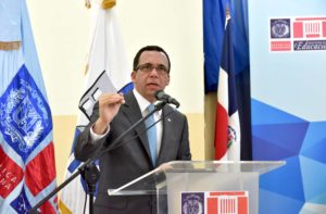 ANDRÉS NAVARRO ASEGURA QUE LA GESTIÓN PÚBLICA DEBE SER MORAL Y ÉTICA PARA MEJORAR LA VIDA DE LOS DOMINICANOS.