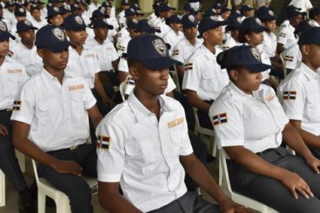 Reclutarán jóvenes en los barrios para Policía Comunitaria