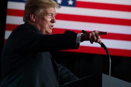 Trump condena de “ilegal” grabaciones de exabogado