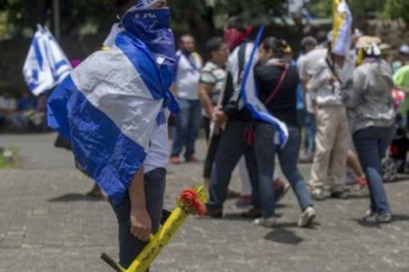 Ortega se aferra al poder en Nicaragua pese a presión interna y externa