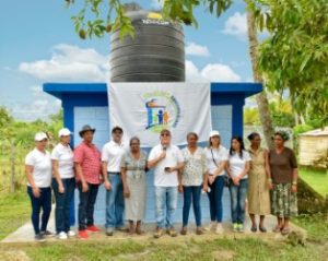 Voluntariado Bancentraliano dona un pozo de agua en Luisa Prieta, Monte Plata