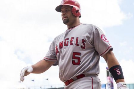 Pujols agiganta su leyenda al completar 1,000 imparables en cada liga