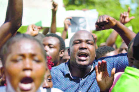 Cientos haitianos vuelven protestar contra corrupción