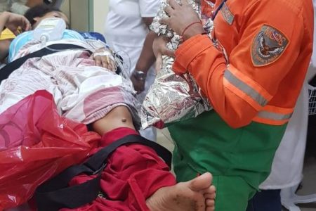 Personal médico del programa asistencia vial asiste señora dio a luz en ambulancia al ser trasladada a centro de salud