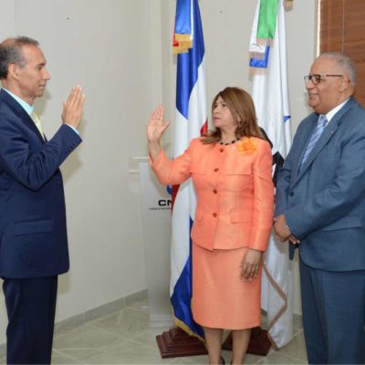 CNSS juramenta viceministra de Trabajo