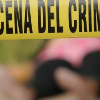 Encuentra cadáver de una mujer con una herida profunda en el cuello