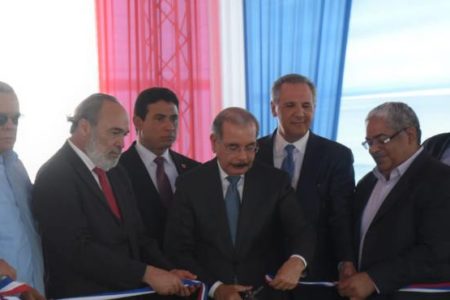 Danilo Medina entrega remodelado hospital regional Luis L. Bogaert en Valverde