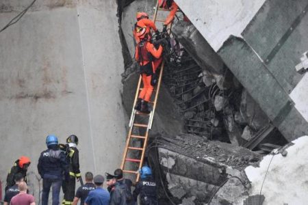 Identificados 19 de los fallecidos por el derrumbe de un puente en Génova