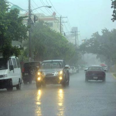 Vaguada y una onda tropical provocan aguaceros y tormentas eléctricas