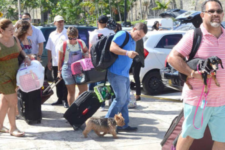 Boricuas viven su retiro en República Dominicana