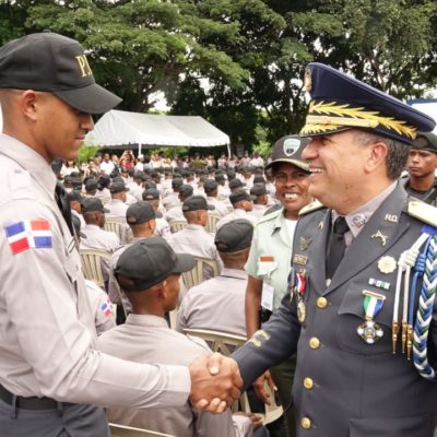 Policía Nacional pone a 437 nuevos agentes a disposición de la seguridad ciudadana