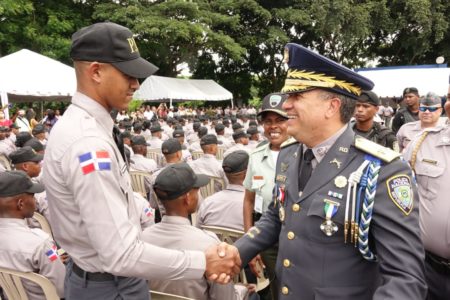 Policía Nacional pone a 437 nuevos agentes a disposición de la seguridad ciudadana