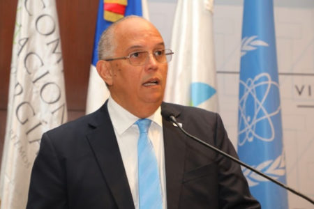 Director CNE Ángel Canó dice solicitudes inversión energía renovable superan US$600 millones