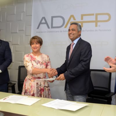 ADAFP y ASONAHORES firman acuerdo para nuevas oportunidades de inversión en turismo