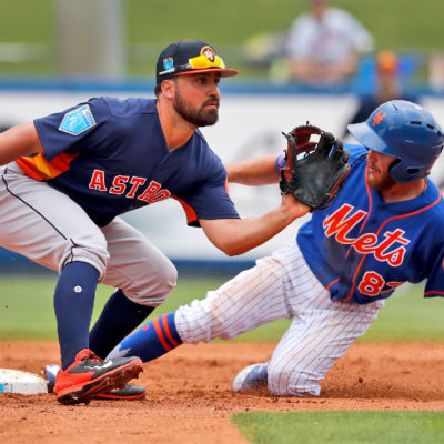 Escogido contará con el versátil Jack Mayfield