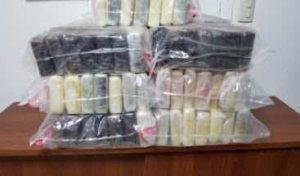 Ocupan 91 kilos de cocaína en área de carga del AILA