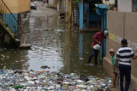 Distrito Nacional y 12 provincias siguen en alerta verde por remanentes de Isaac