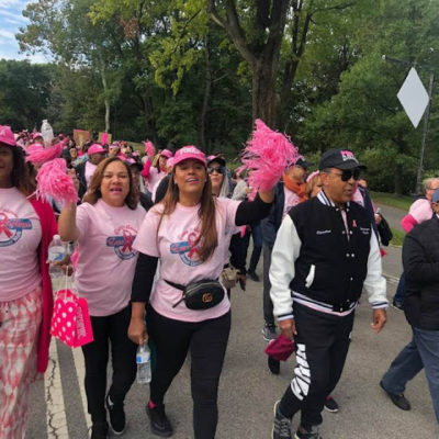 Dominicanos caminan en favor de la lucha contra el cáncer en New York.