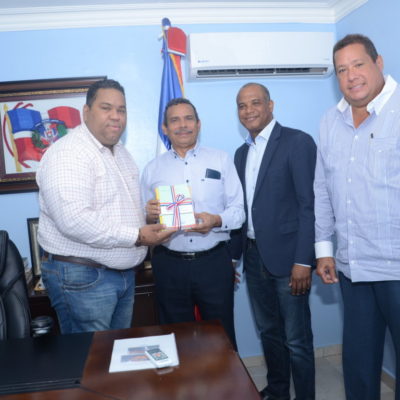 Foppredom visito pre-candidatos presidenciales