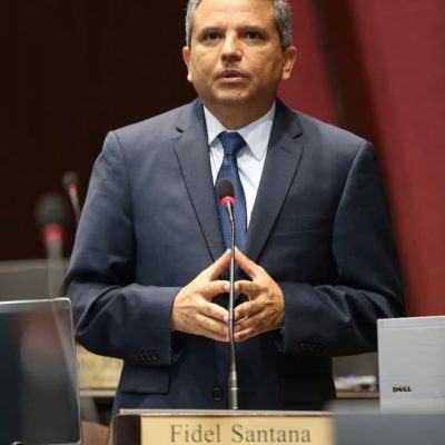 Diputado Fidel Santana propone aumentar 2 mil millones de pesos al presupuesto de la UASD