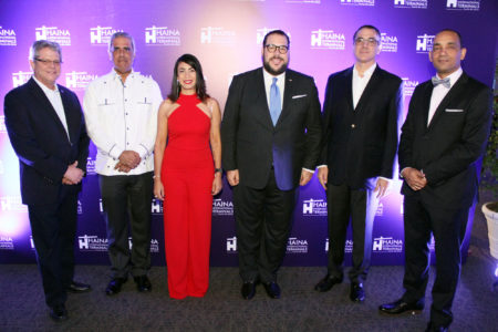 Haina International Terminals celebra cóctel para clientes