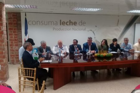 Productores Confenagro forman comisión buscará incentivar las exportaciones