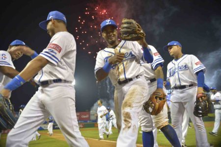 Licey derrota a Los Toros y celebra su aniversario