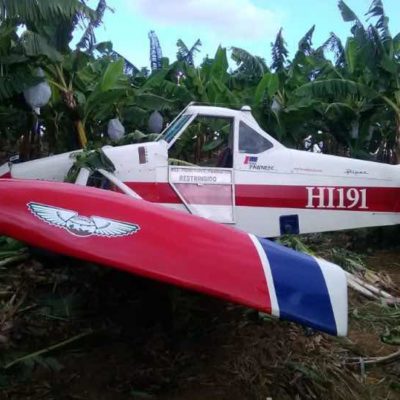 Cae Avioneta en finca de Mao; Piloto resulta herido