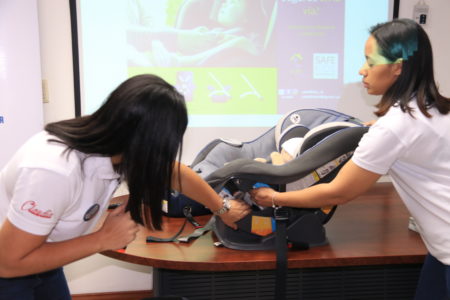 Intrant capacita médicos pediatra sobre uso del Sistema de Retención Infantil en vehículos