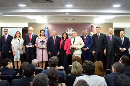 TC reconoce labor de magistrados concluyen periodo 2011-2017