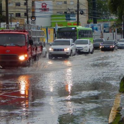 Aguaceros se registraran este sabado según Meteorología