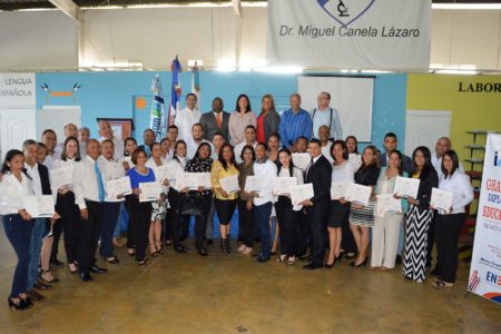 INTRANT e INAFOCAM gradúan maestros de escuelas en Educación Vial