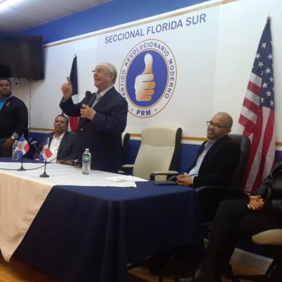 Hipólito Mejía en Miami motiva al PRM inscribir dominicanos