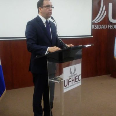 Andrés Navarro dice: no es falta de recursos atraso pago de suplidores desayuno escolar