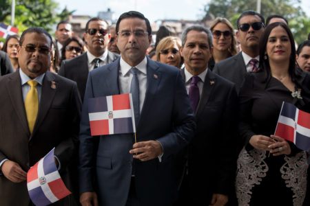 CEI-RD realiza ofrenda floral por el mes de la patria