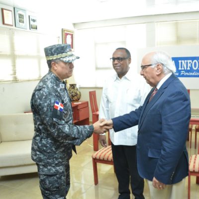 PN fortalece vínculo institucional con la comunidad santiaguera