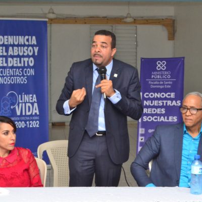 Fiscal Titular SDE acuerda con comunitarios San Isidro prevenir delitos y reducir criminalidad