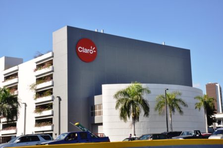 Abogados solicitan a jueza condene a Claro-Codetel por daño a salud de familias