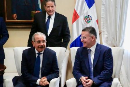 Presidente Medina recibe a la directiva del Conep