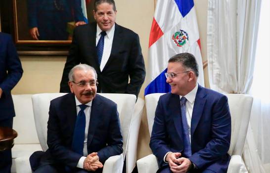 Presidente Medina recibe a la directiva del Conep